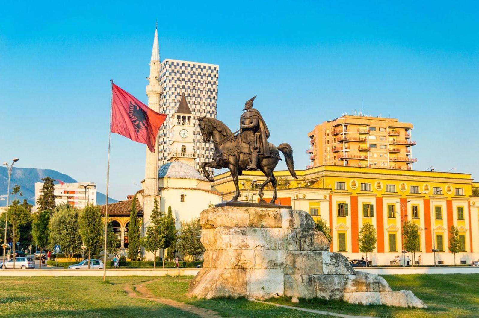 Grace Apartment City Center Tirana Extérieur photo